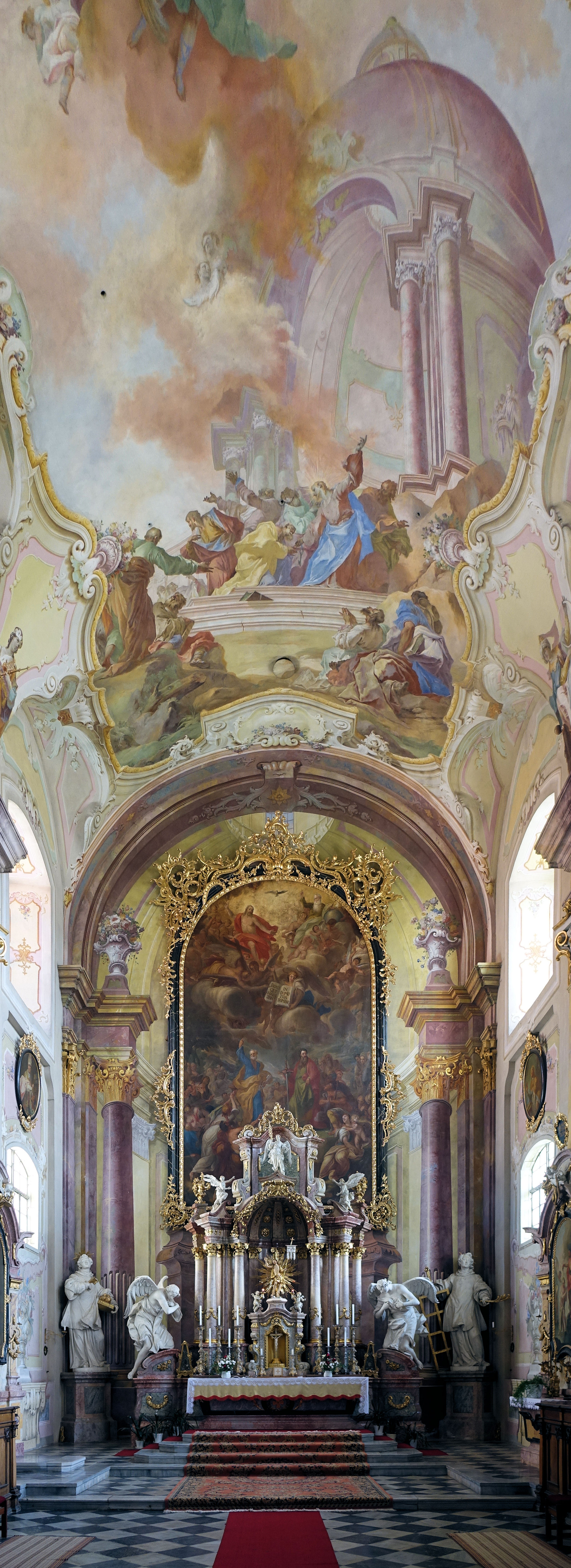 Kostel sv. Petra a Pavla v Nové Říši - interiér