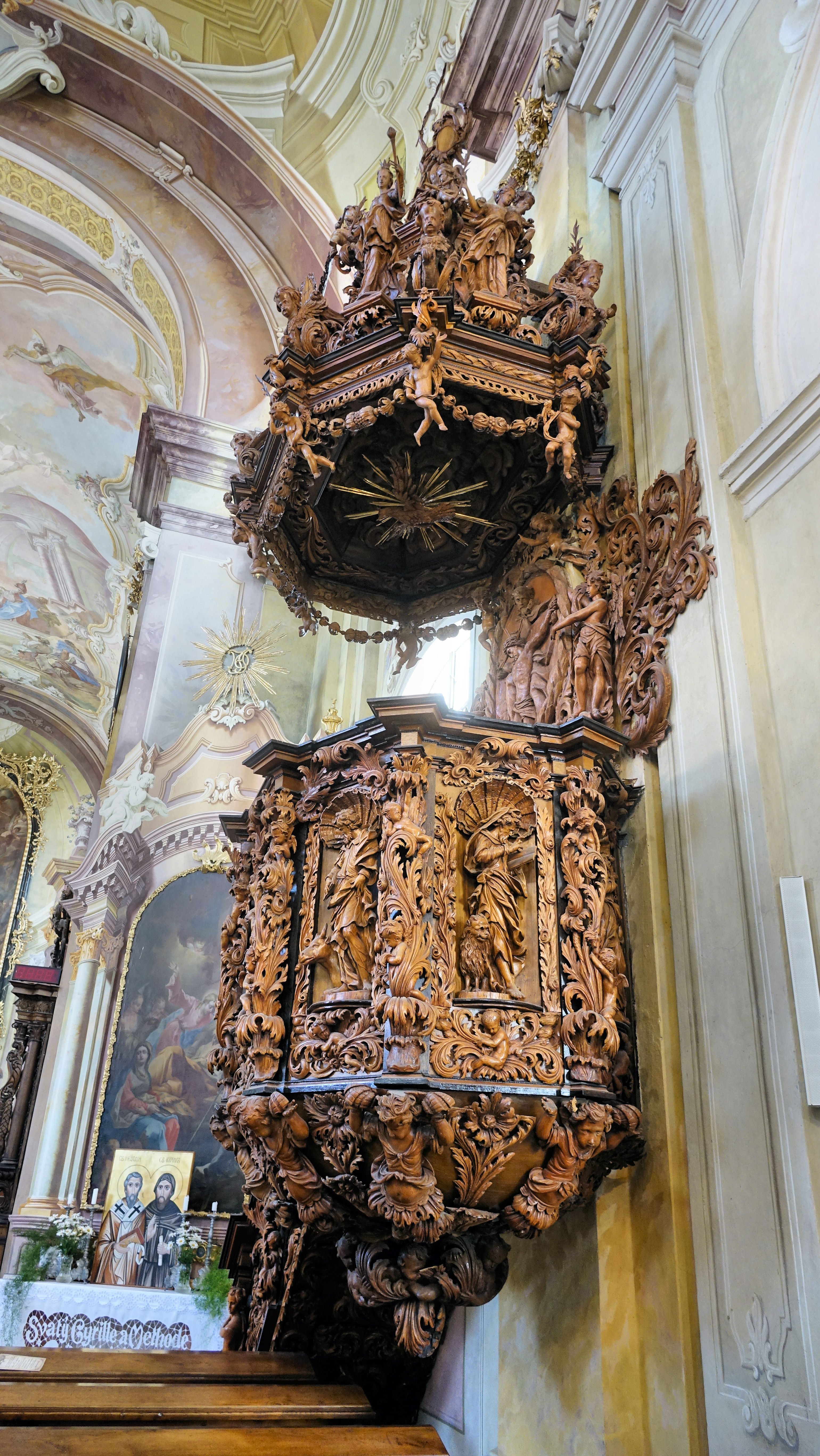 Kostel sv. Petra a Pavla v Nové Říši - kazatelna